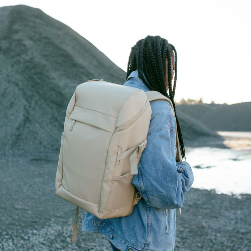 Street FLX Rucksack (30–35 L) Beige – Der erweiterbare Allrounder