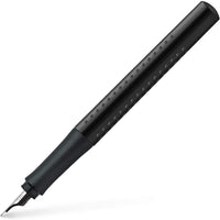 Faber Castell Füller Grip 2010 M schwarz - Produktansicht bei Farbe und mehr